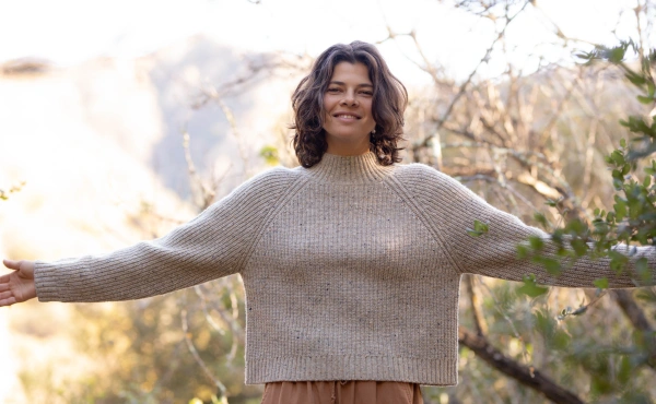 Versatile Warmth: Women’s Sweaters