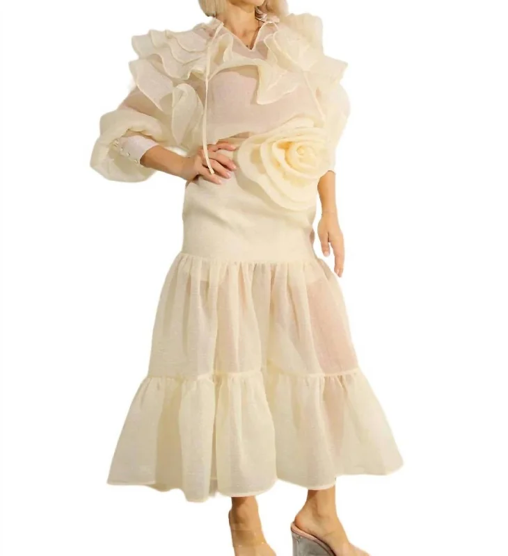 ombre flow skirts -Flower Belt Organza Skirt In French Vanilla